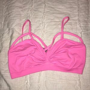 🌸🎀 hot pink cris cross bralette🌸🎀